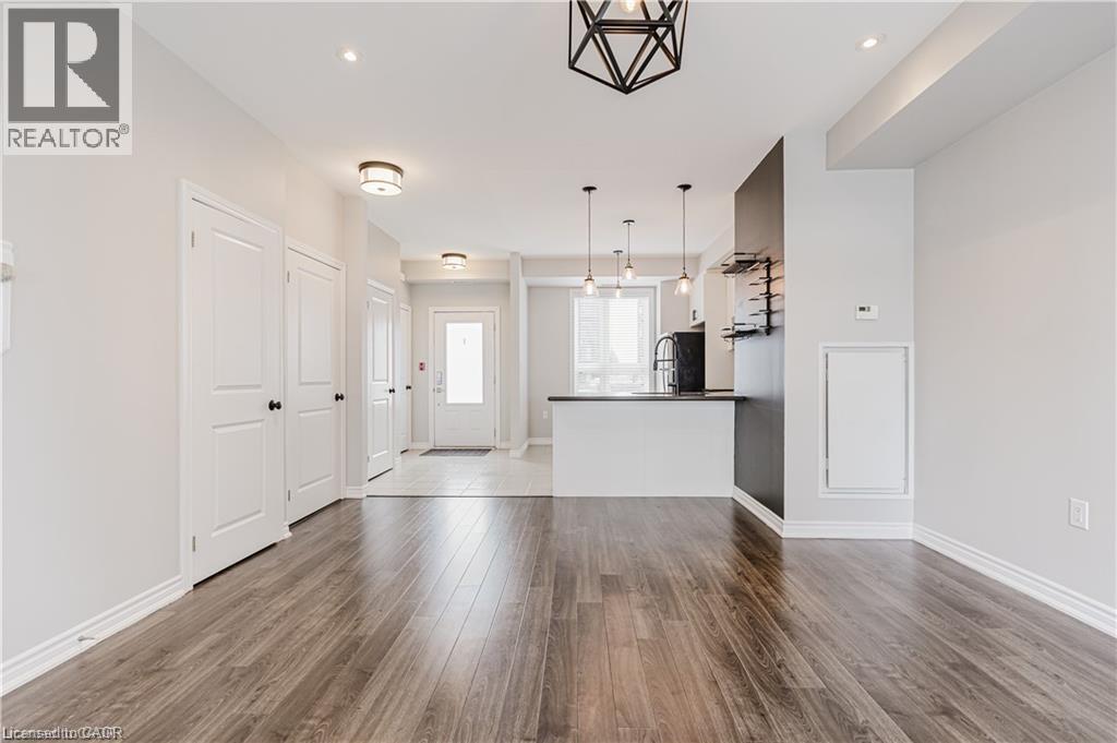 5030 Corporate Drive Unit# 1, Burlington, Ontario  L7L 0H8 - Photo 2 - 40788737