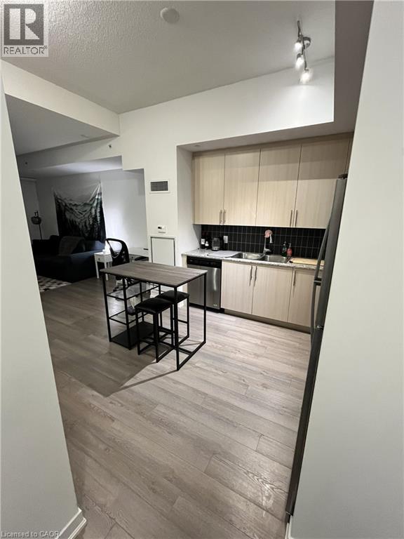 85 Duke Street W Unit# 219, Kitchener, Ontario  N2H 0B7 - Photo 8 - 40788671