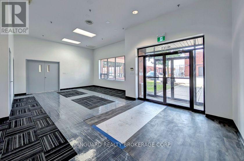 31 - 160 Bradwick Drive, Vaughan, Ontario  L4K 1K8 - Photo 6 - N9360329