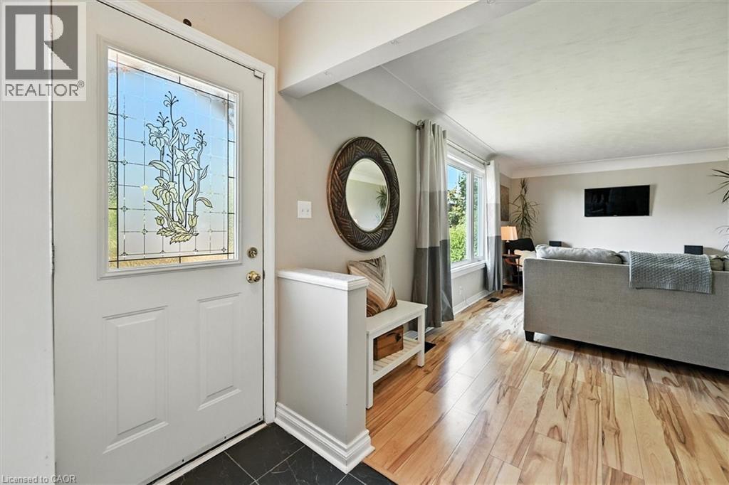 8554 Haldibrook Road, Mount Hope, Ontario  N3W 2G8 - Photo 6 - 40765368