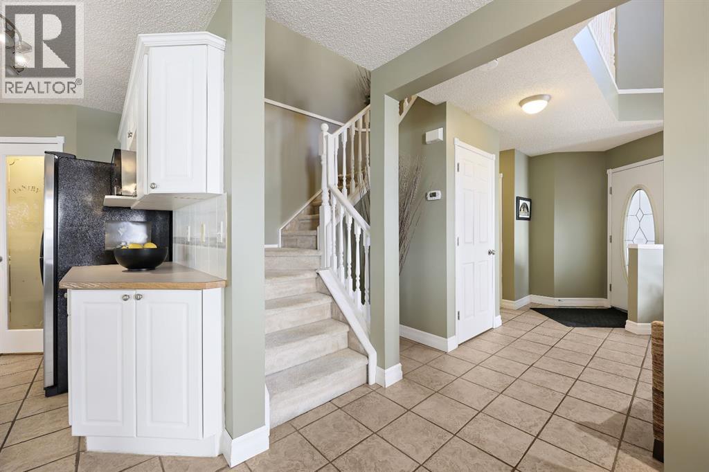 100 Lakeview Cove, Chestermere, Alberta  T1X 1E7 - Photo 22 - A2252642