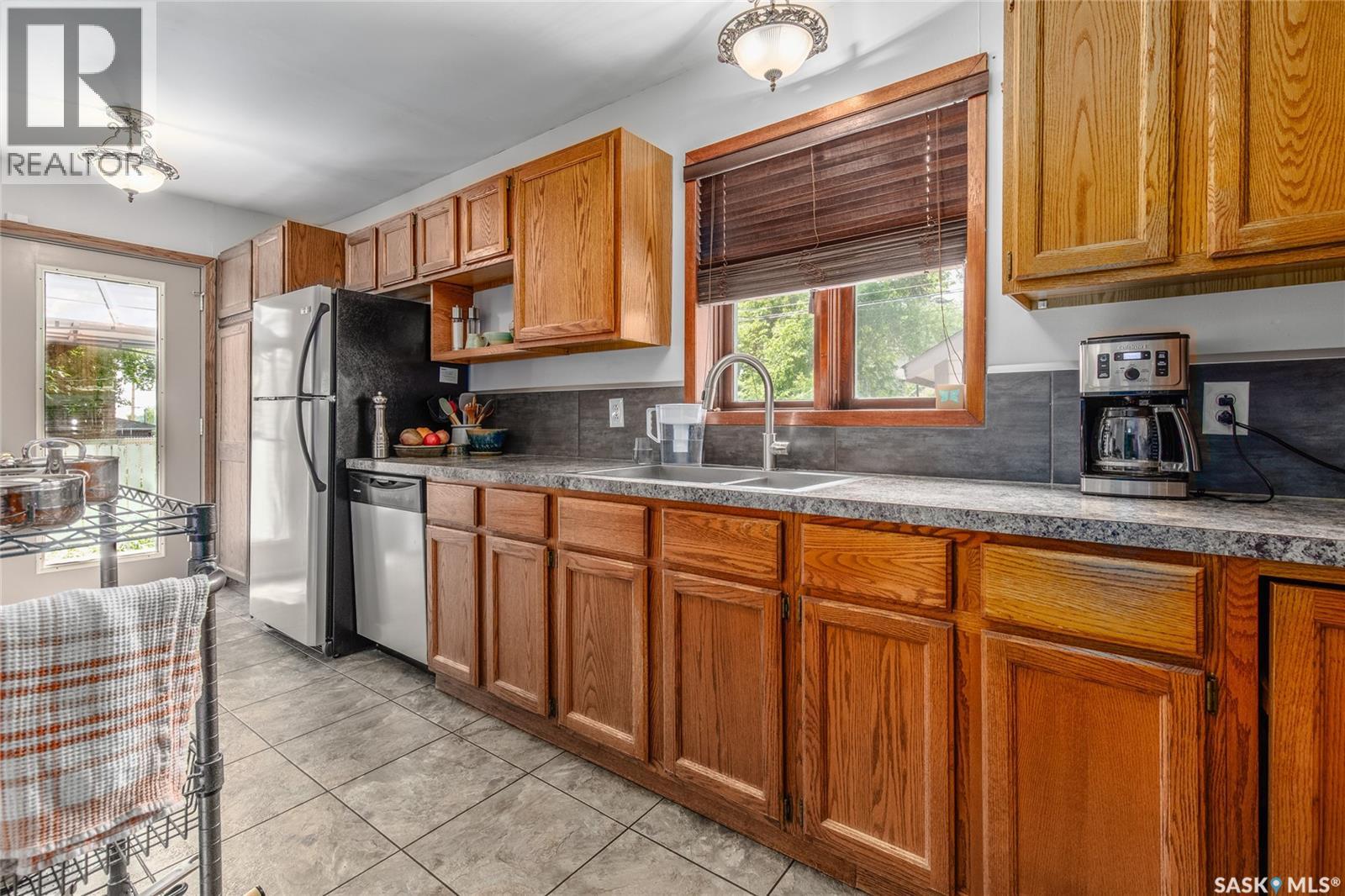 1116 Clifton Avenue, Moose Jaw, Saskatchewan  S6H 3L5 - Photo 18 - SK024240