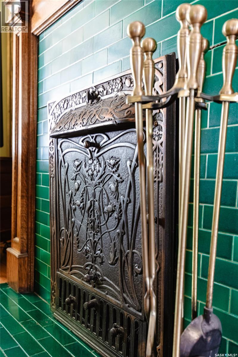 1116 Clifton Avenue, Moose Jaw, Saskatchewan  S6H 3L5 - Photo 13 - SK024240