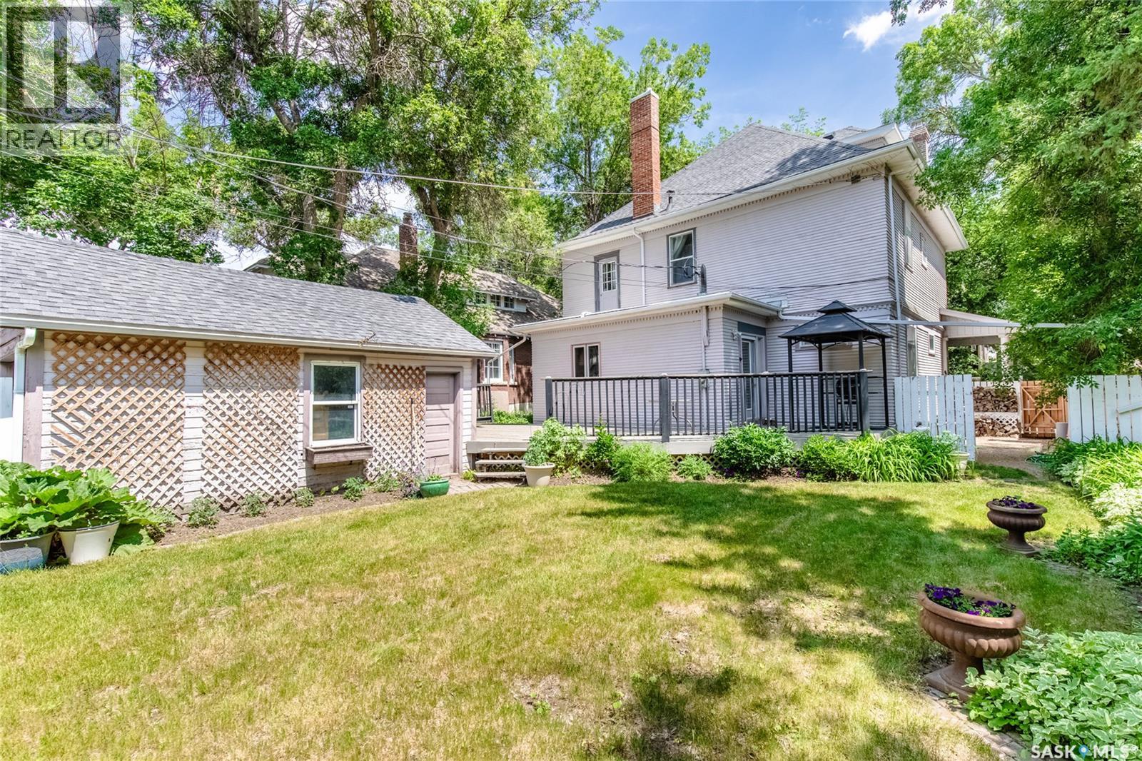 1116 Clifton Avenue, Moose Jaw, Saskatchewan  S6H 3L5 - Photo 41 - SK024240