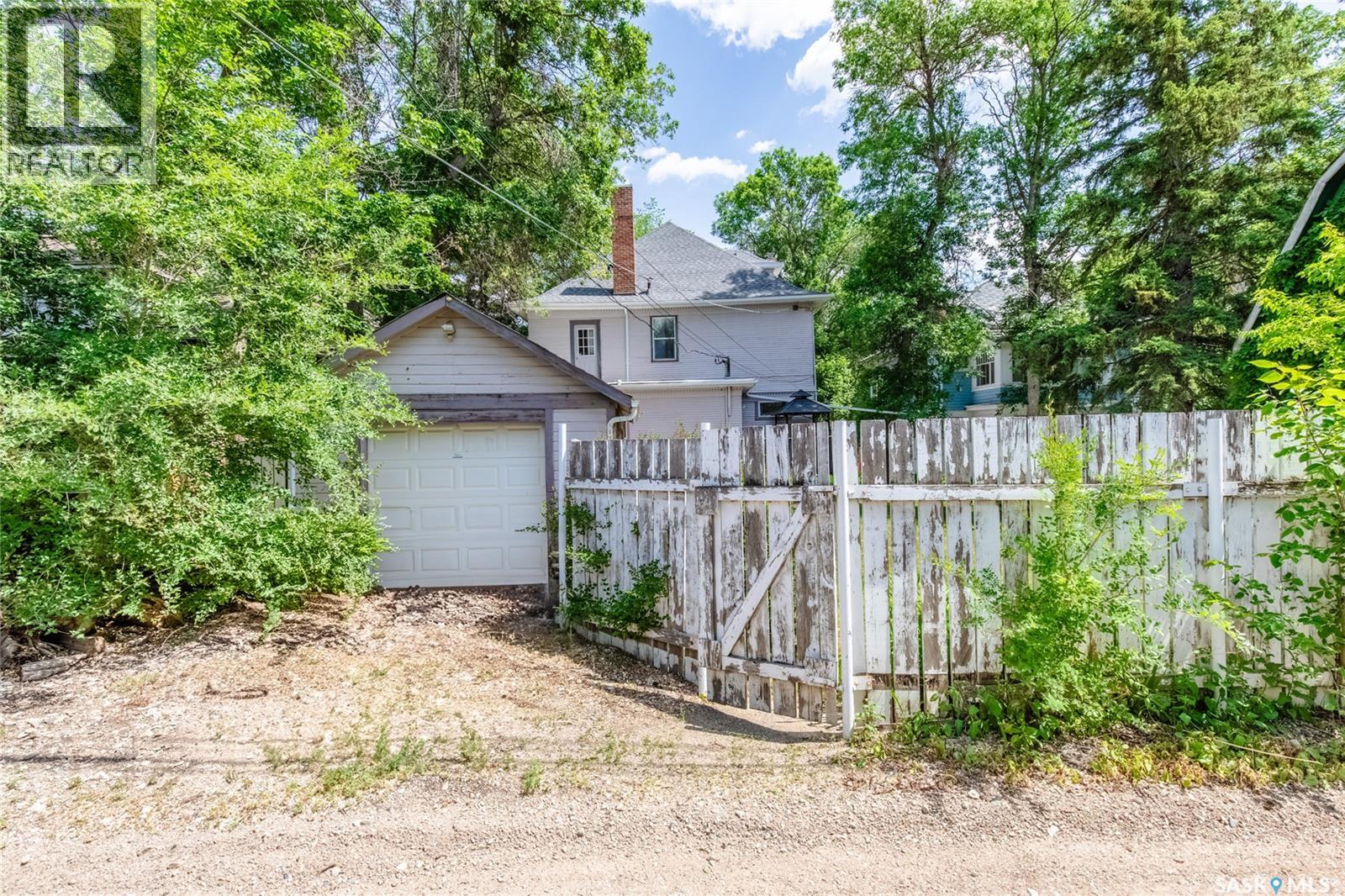 1116 Clifton Avenue, Moose Jaw, Saskatchewan  S6H 3L5 - Photo 46 - SK024240