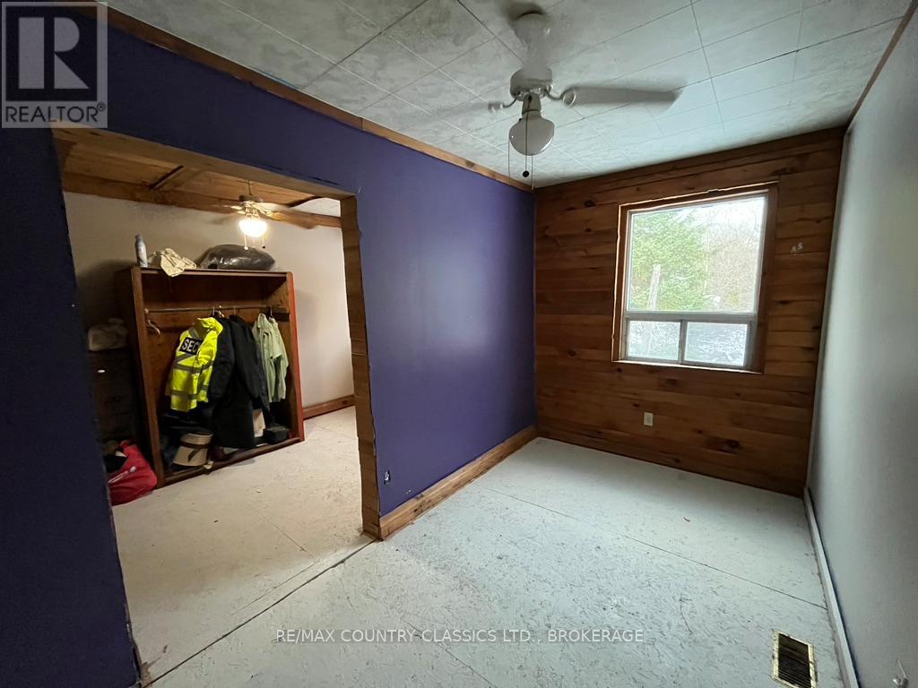 534 B Slate Falls Road, Addington Highlands, Ontario  K0H 1L0 - Photo 17 - X12554302