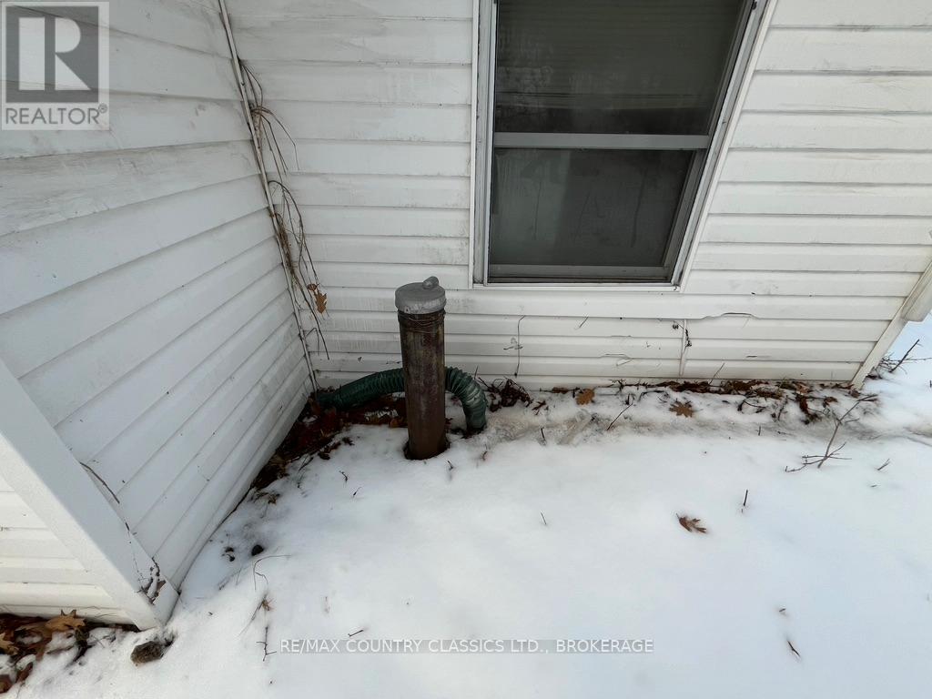 534 B Slate Falls Road, Addington Highlands, Ontario  K0H 1L0 - Photo 27 - X12554302