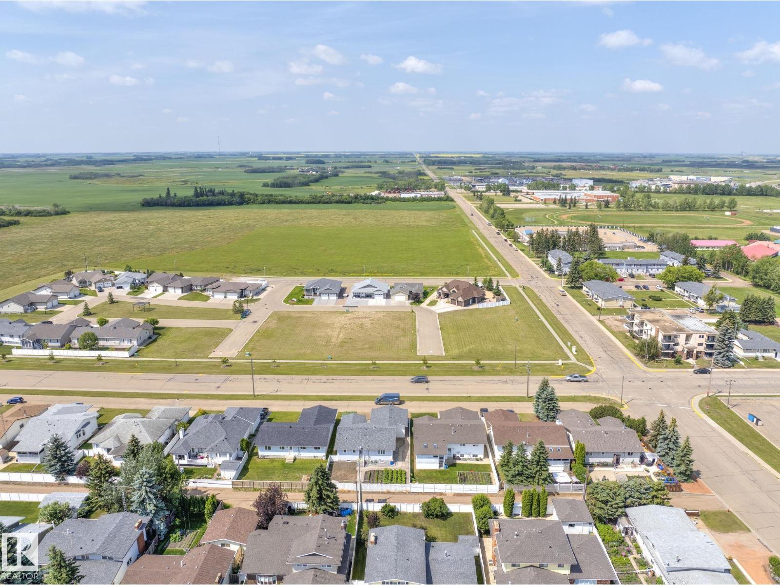 #9 4801 61 St, Vegreville, Alberta  T9C 1N5 - Photo 3 - E4450172