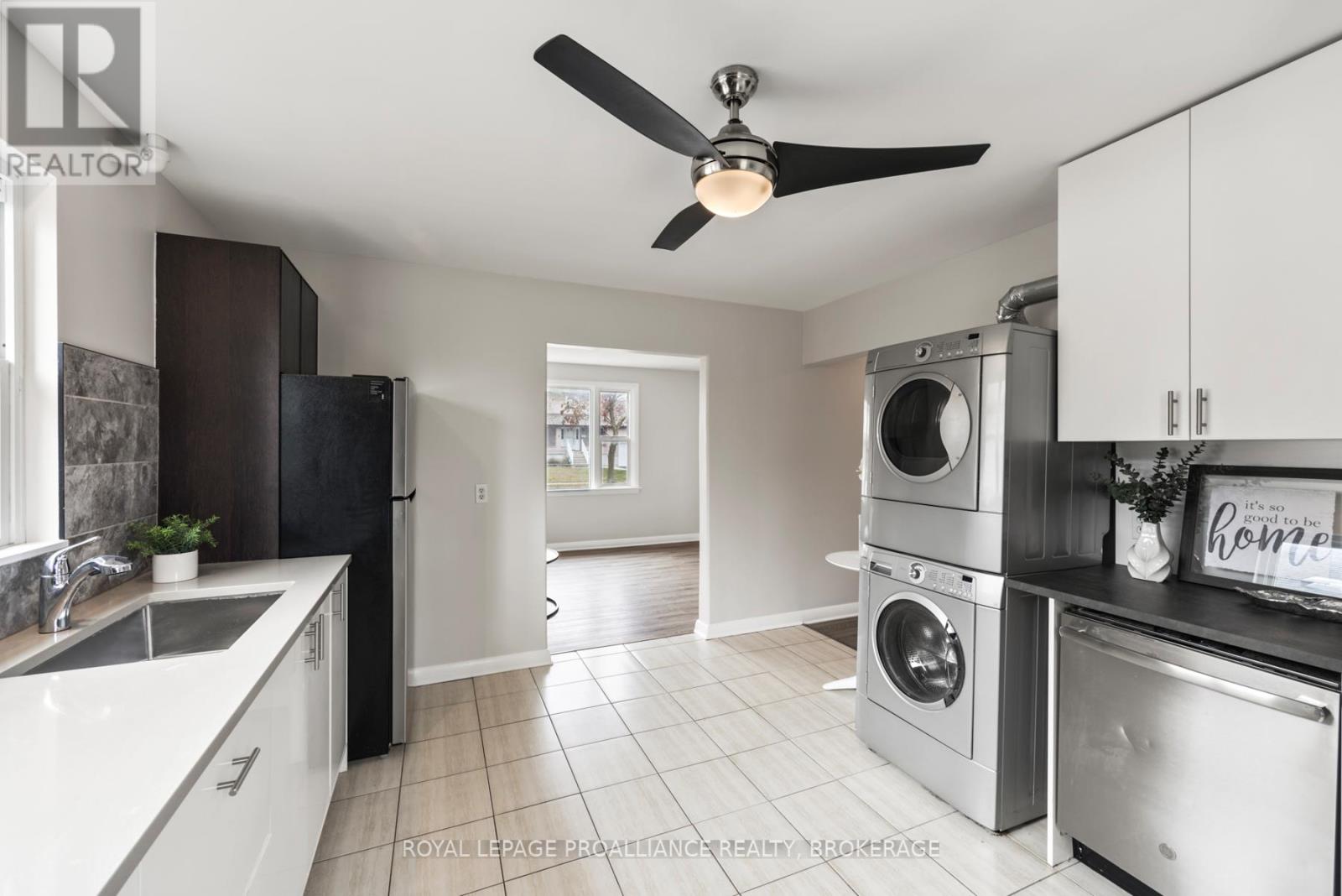 297 Kingscourt Avenue, Kingston, Ontario  K7K 4R2 - Photo 13 - X12554396