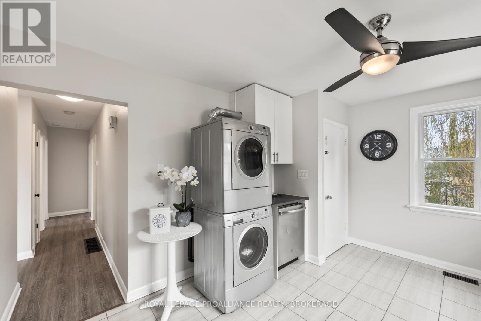 297 Kingscourt Avenue, Kingston, Ontario  K7K 4R2 - Photo 14 - X12554396