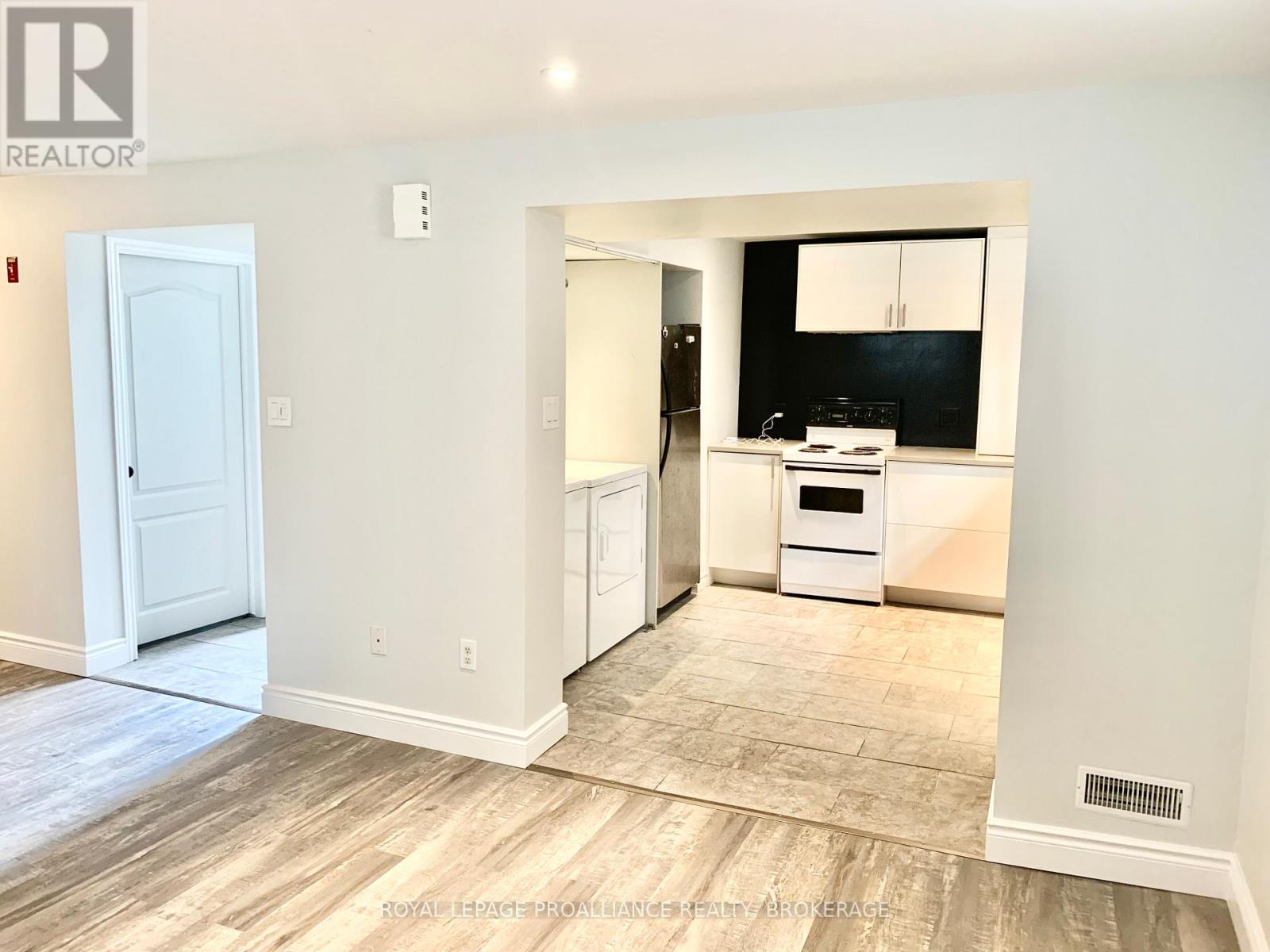 297 Kingscourt Avenue, Kingston, Ontario  K7K 4R2 - Photo 26 - X12554396