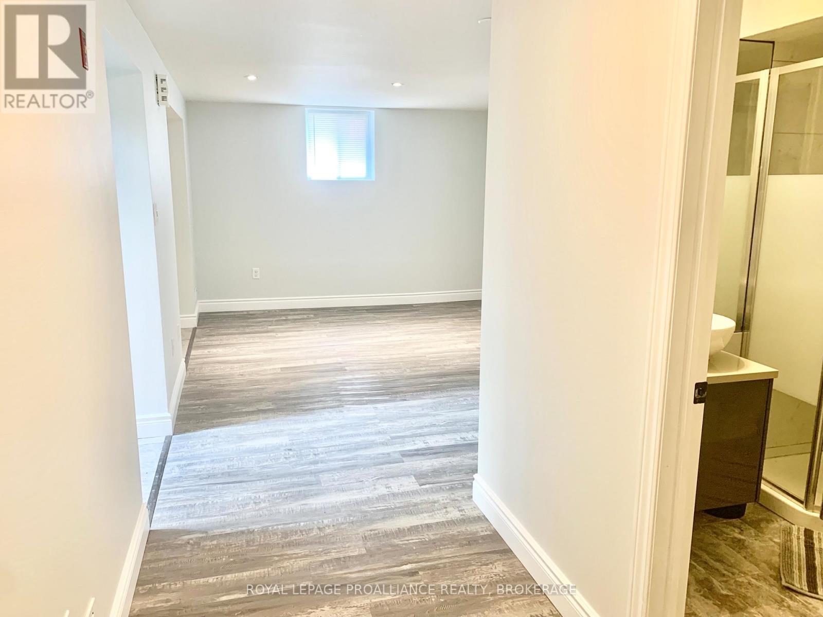 297 Kingscourt Avenue, Kingston, Ontario  K7K 4R2 - Photo 28 - X12554396