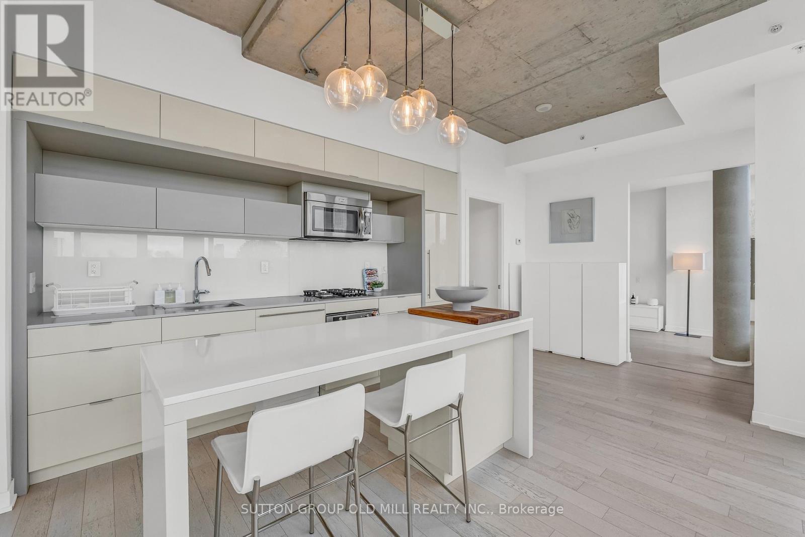 601 - 130 Rusholme Road, Toronto, Ontario  M6H 2Y7 - Photo 11 - C12554016