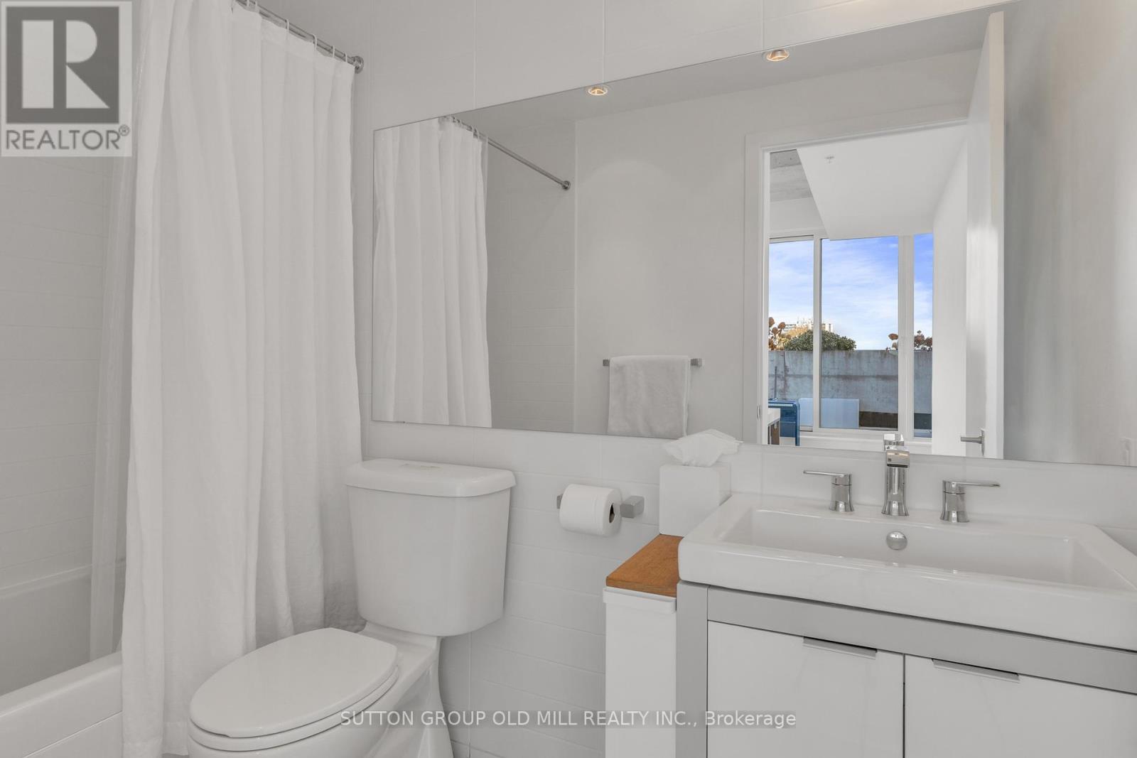 601 - 130 Rusholme Road, Toronto, Ontario  M6H 2Y7 - Photo 27 - C12554016