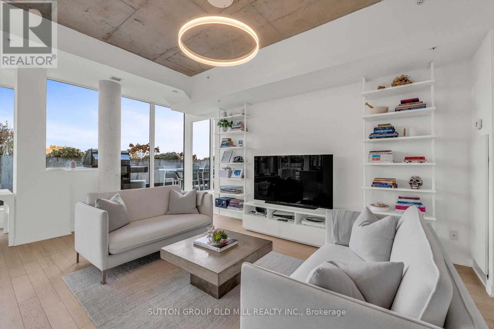 601 - 130 Rusholme Road, Toronto, Ontario  M6H 2Y7 - Photo 3 - C12554016