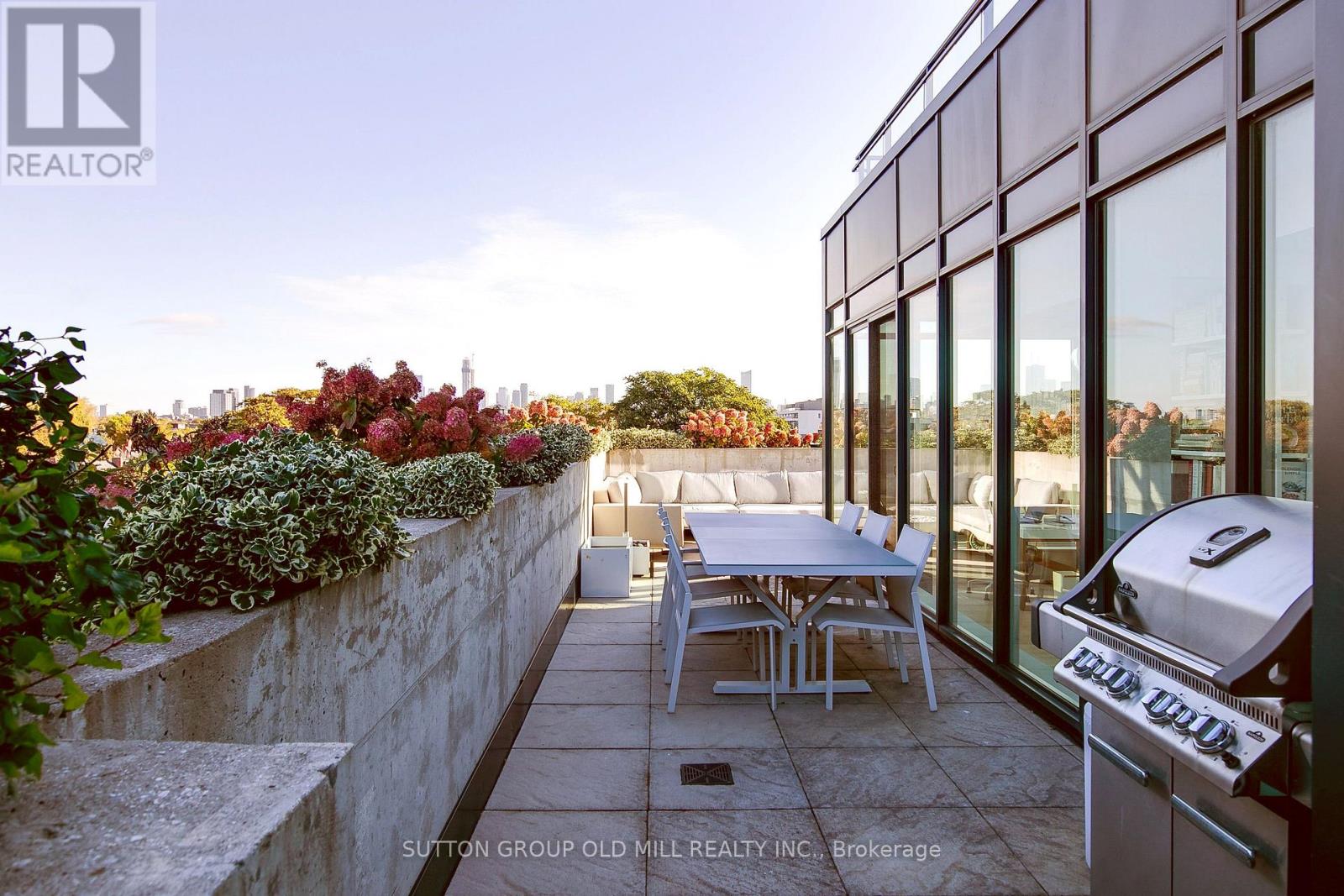 601 - 130 Rusholme Road, Toronto, Ontario  M6H 2Y7 - Photo 30 - C12554016