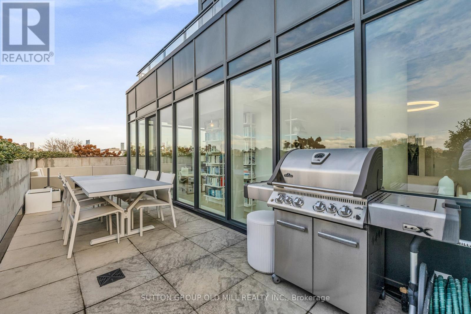 601 - 130 Rusholme Road, Toronto, Ontario  M6H 2Y7 - Photo 32 - C12554016