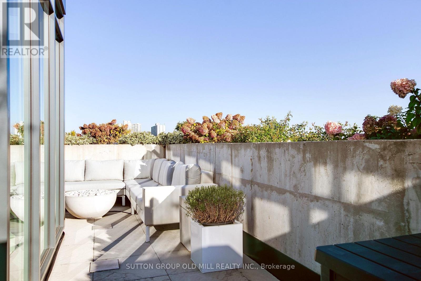 601 - 130 Rusholme Road, Toronto, Ontario  M6H 2Y7 - Photo 36 - C12554016