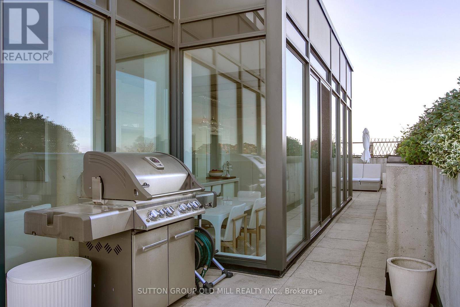 601 - 130 Rusholme Road, Toronto, Ontario  M6H 2Y7 - Photo 42 - C12554016