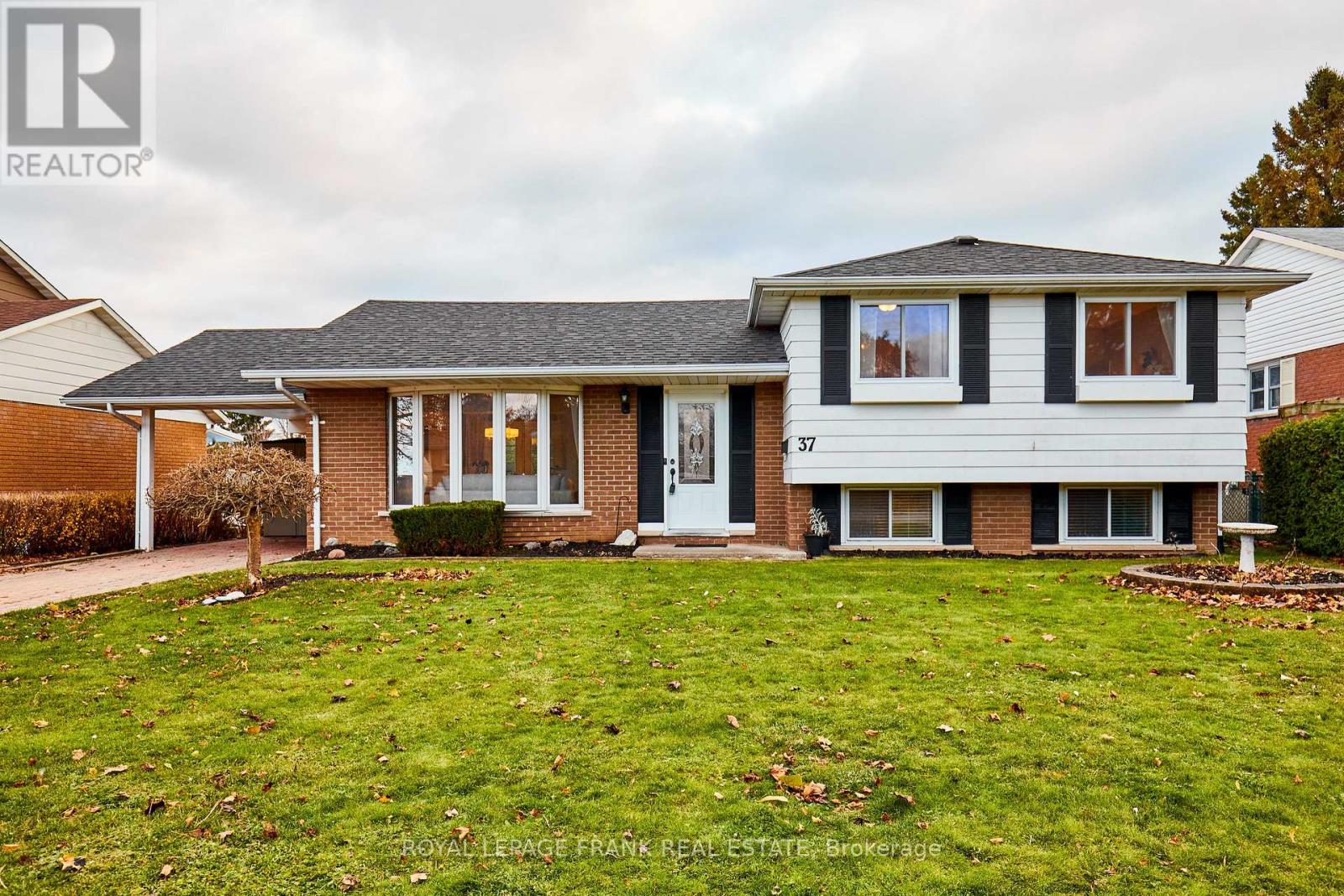 37 CENTENNIAL DRIVE, Port Hope, Ontario