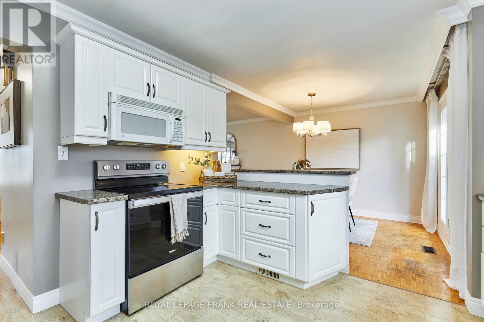 37 Centennial Drive, Port Hope, Ontario  L1A 3S9 - Photo 9 - X12554392