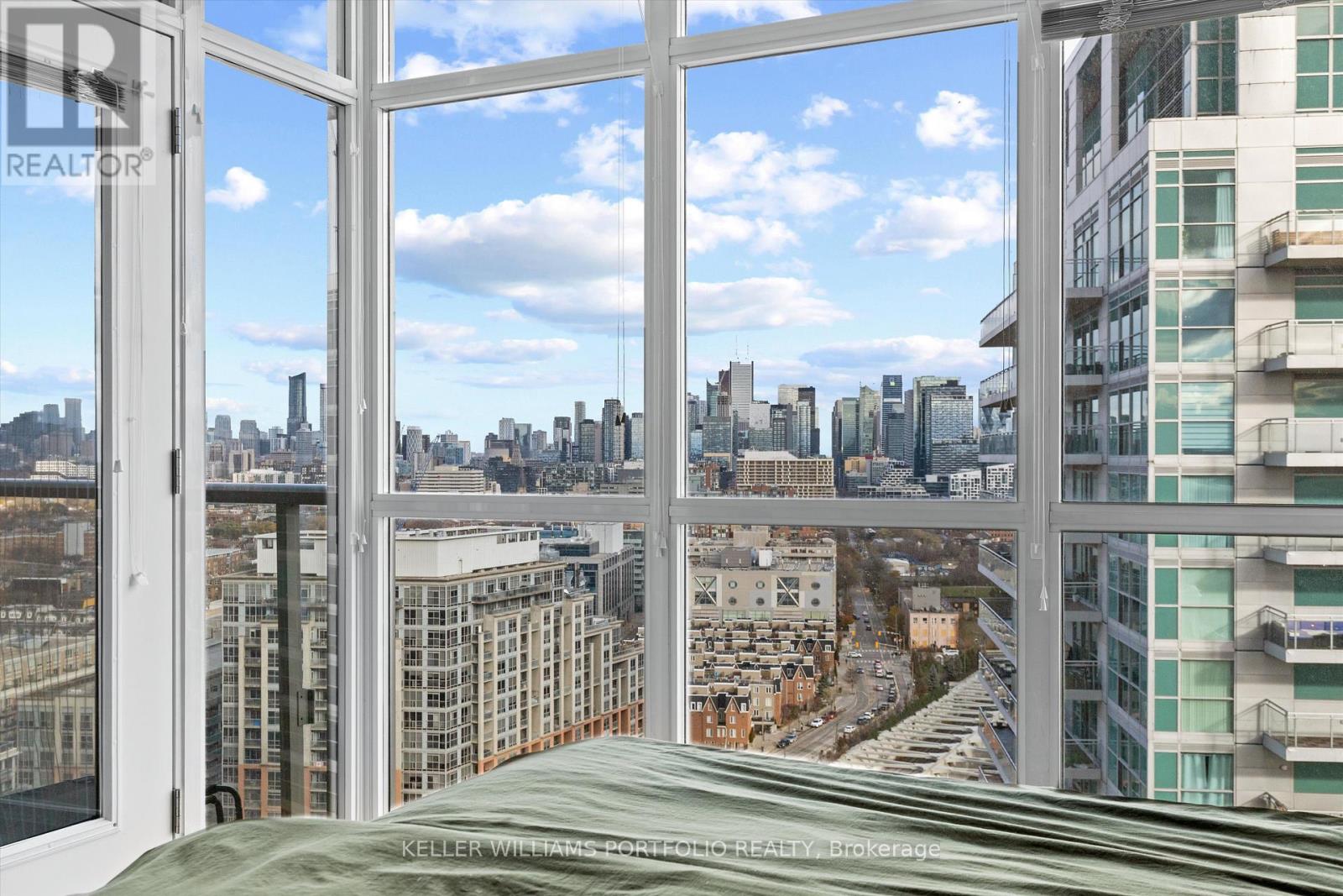 2304 - 125 Western Battery Road, Toronto, Ontario  M6K 3R8 - Photo 10 - C12554038