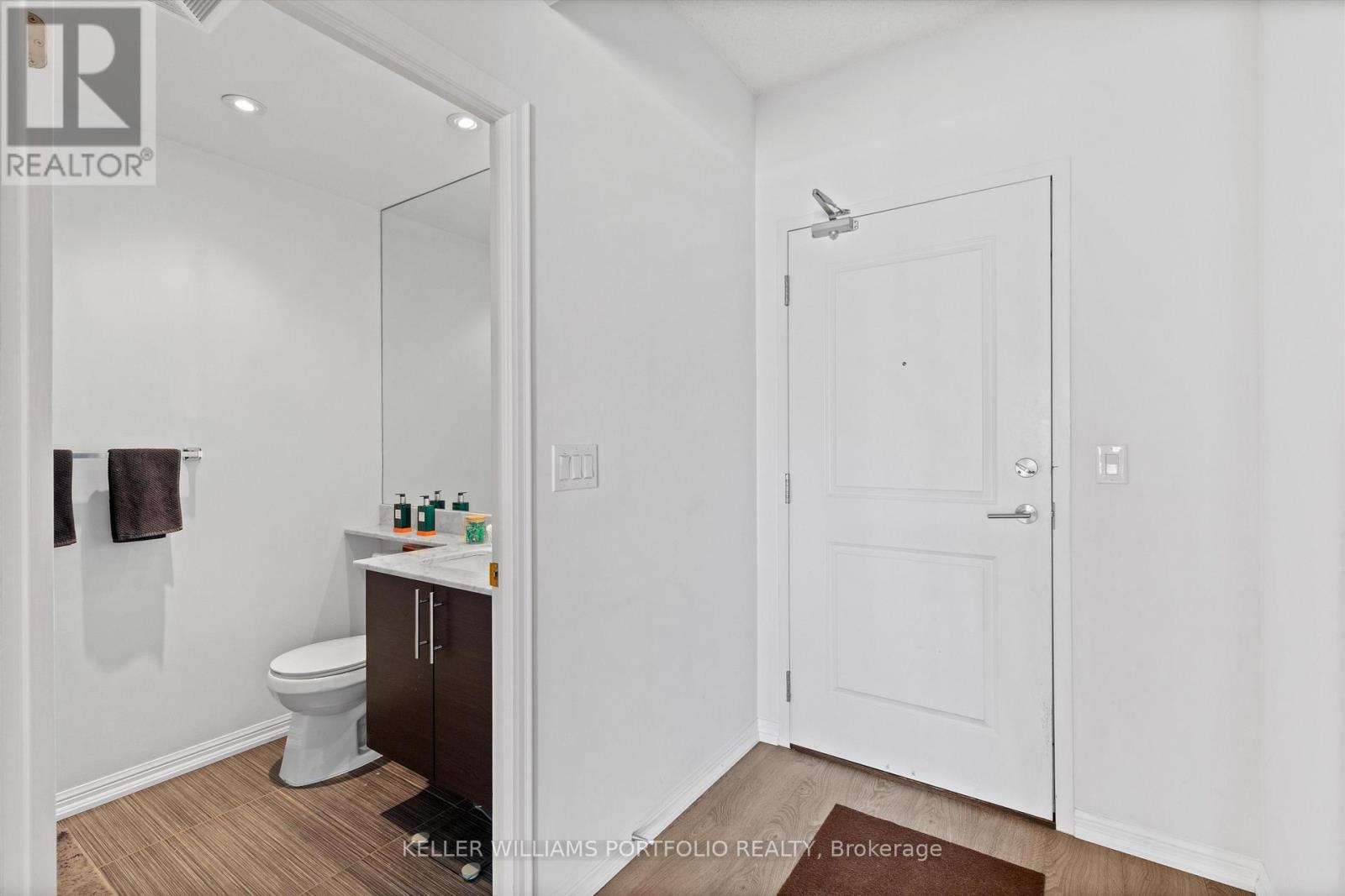 2304 - 125 Western Battery Road, Toronto, Ontario  M6K 3R8 - Photo 12 - C12554038