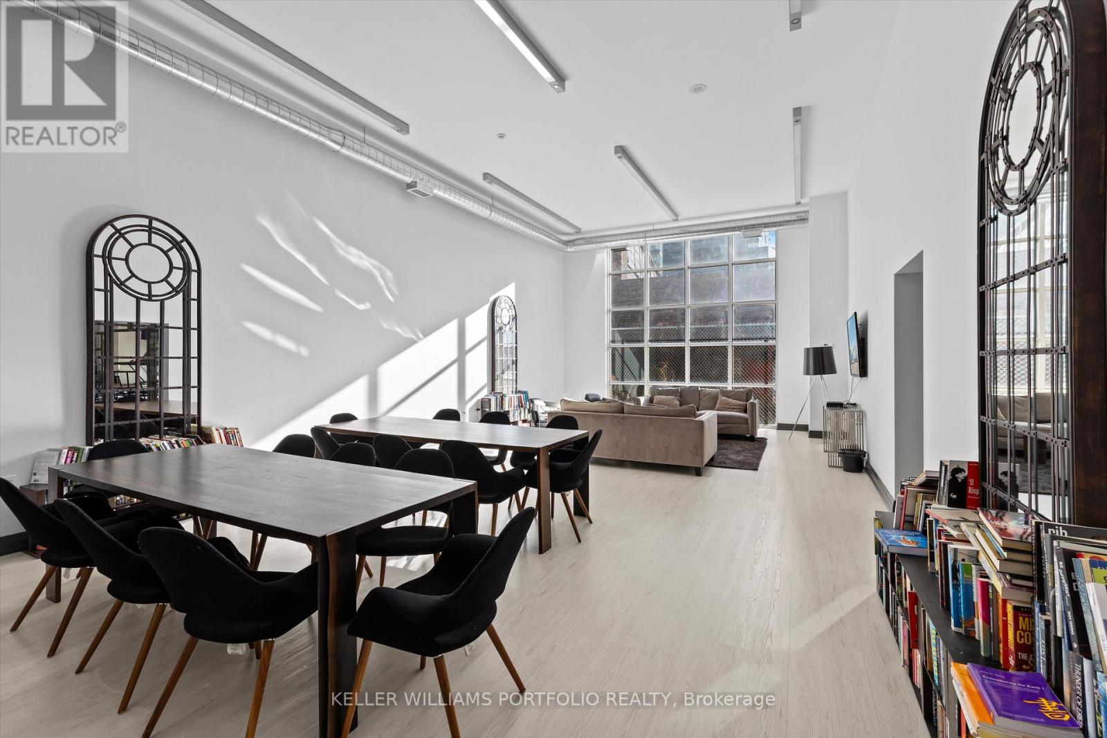 2304 - 125 Western Battery Road, Toronto, Ontario  M6K 3R8 - Photo 14 - C12554038