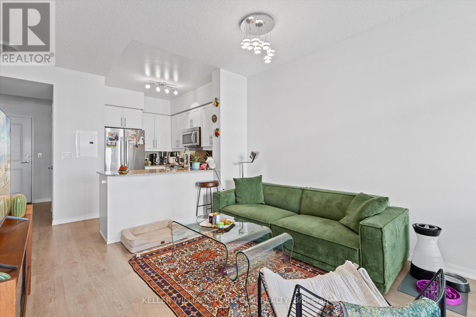 2304 - 125 Western Battery Road, Toronto, Ontario  M6K 3R8 - Photo 2 - C12554038