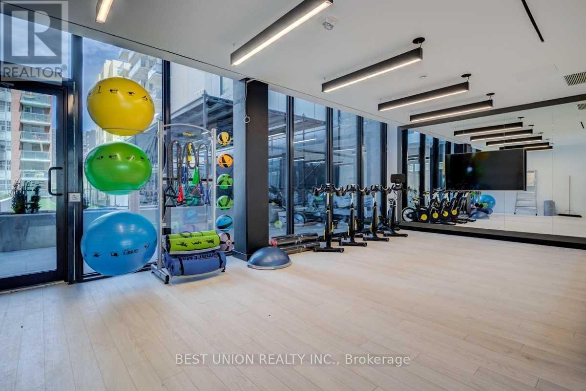 1612 - 85 Wood Street, Toronto, Ontario  M4Y 0E8 - Photo 16 - C12554072