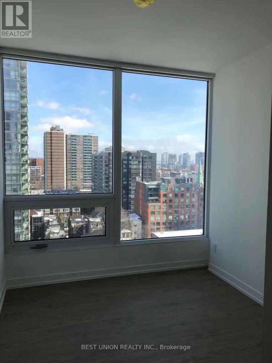 1612 - 85 Wood Street, Toronto, Ontario  M4Y 0E8 - Photo 3 - C12554072