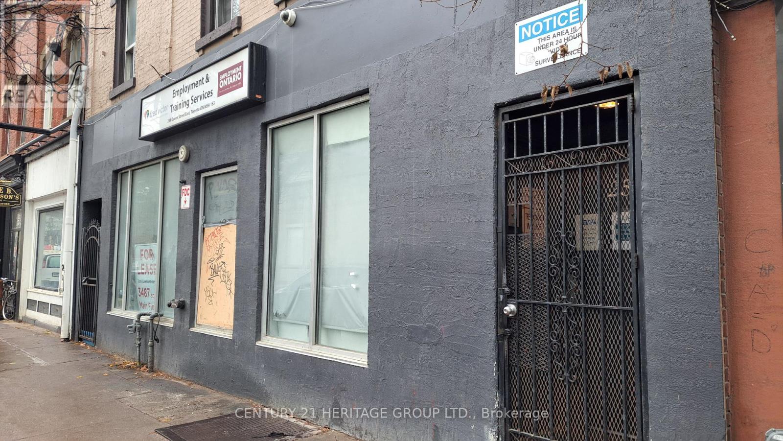 250 Queen Street E, Toronto, Ontario  M5A 1S3 - Photo 4 - C12554114