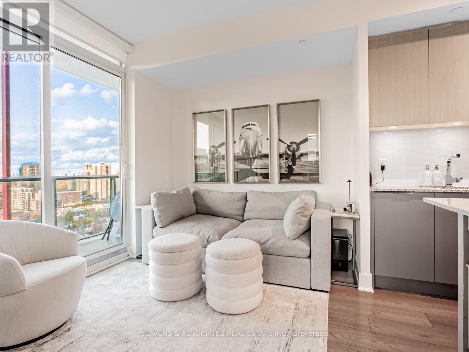 2202 - 120 Parliament Street, Toronto, Ontario  M5A 0N6 - Photo 4 - C12554138