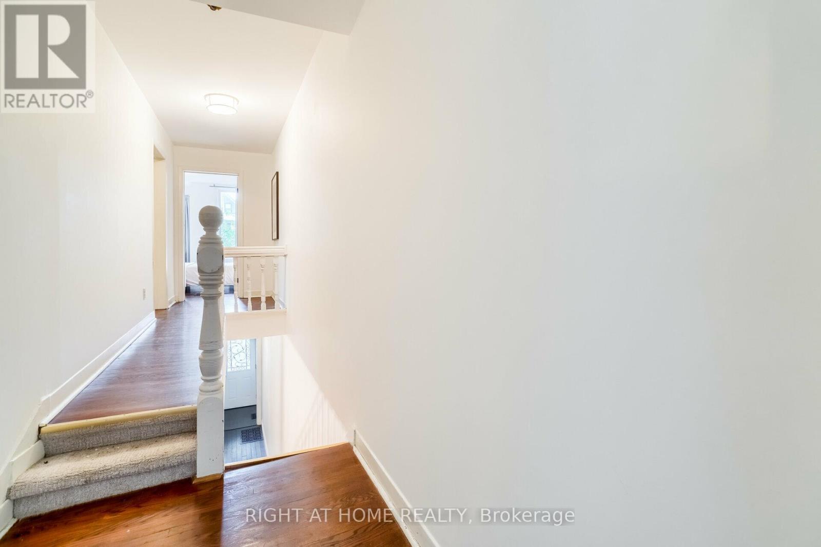 169 Beaconsfield Avenue, Toronto, Ontario  M6J 3J7 - Photo 18 - C12554144