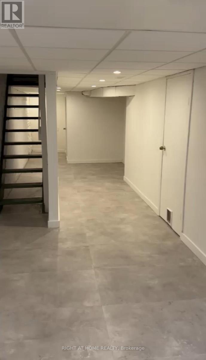 169 Beaconsfield Avenue, Toronto, Ontario  M6J 3J7 - Photo 28 - C12554144