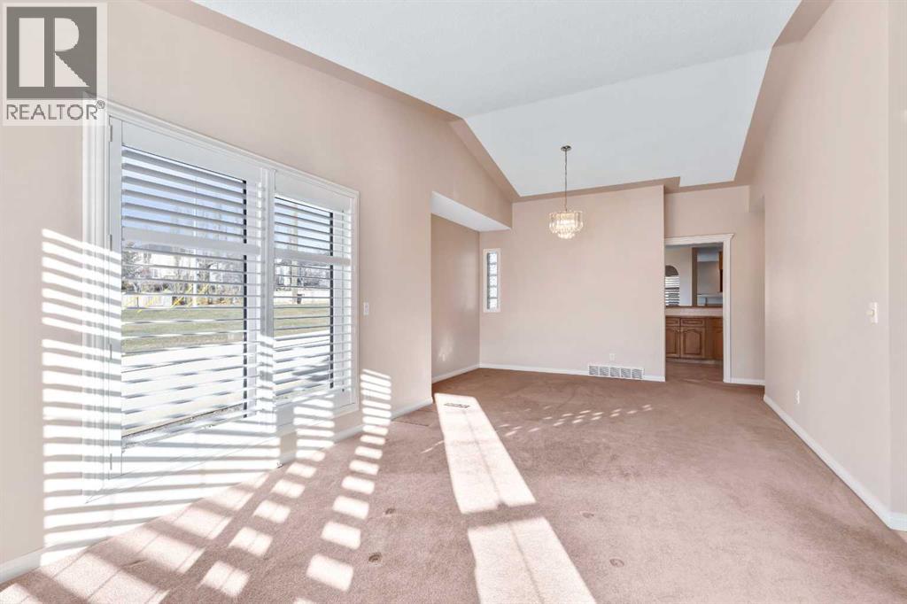 154 Sierra Morena Green Sw, Calgary, Alberta  T3H 3E4 - Photo 7 - A2269970