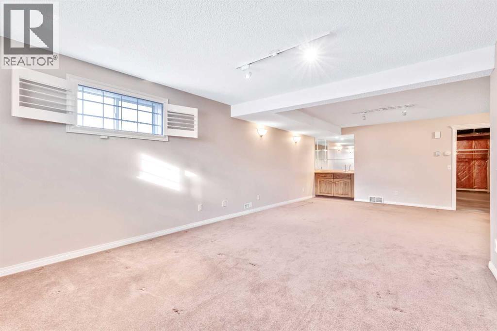 154 Sierra Morena Green Sw, Calgary, Alberta  T3H 3E4 - Photo 27 - A2269970