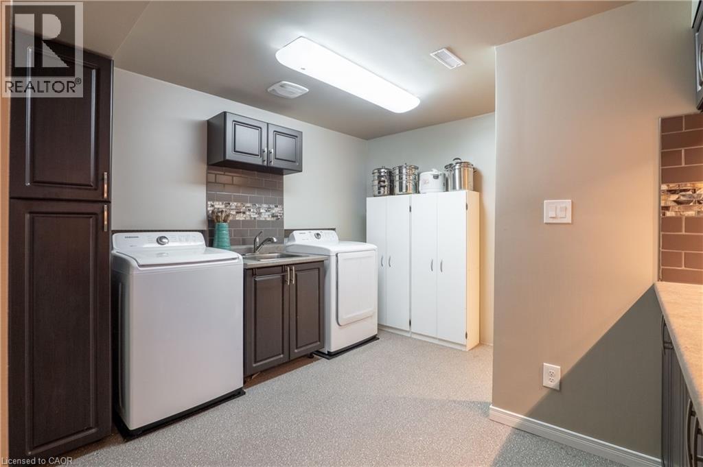 224 Ridgemere Court, Kitchener, Ontario  N2P 2V5 - Photo 41 - 40787791