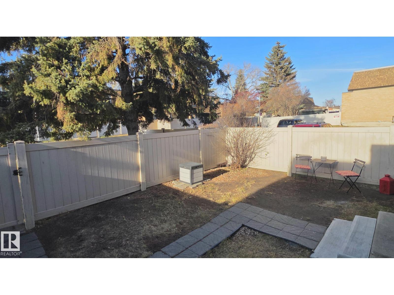 117 Londonderry Sq Nw, Edmonton, Alberta  T5C 3C4 - Photo 33 - E4466055