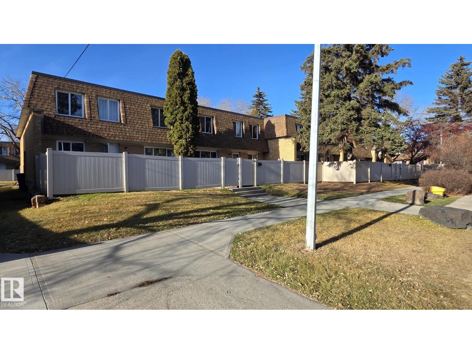 117 Londonderry Sq Nw, Edmonton, Alberta  T5C 3C4 - Photo 34 - E4466055