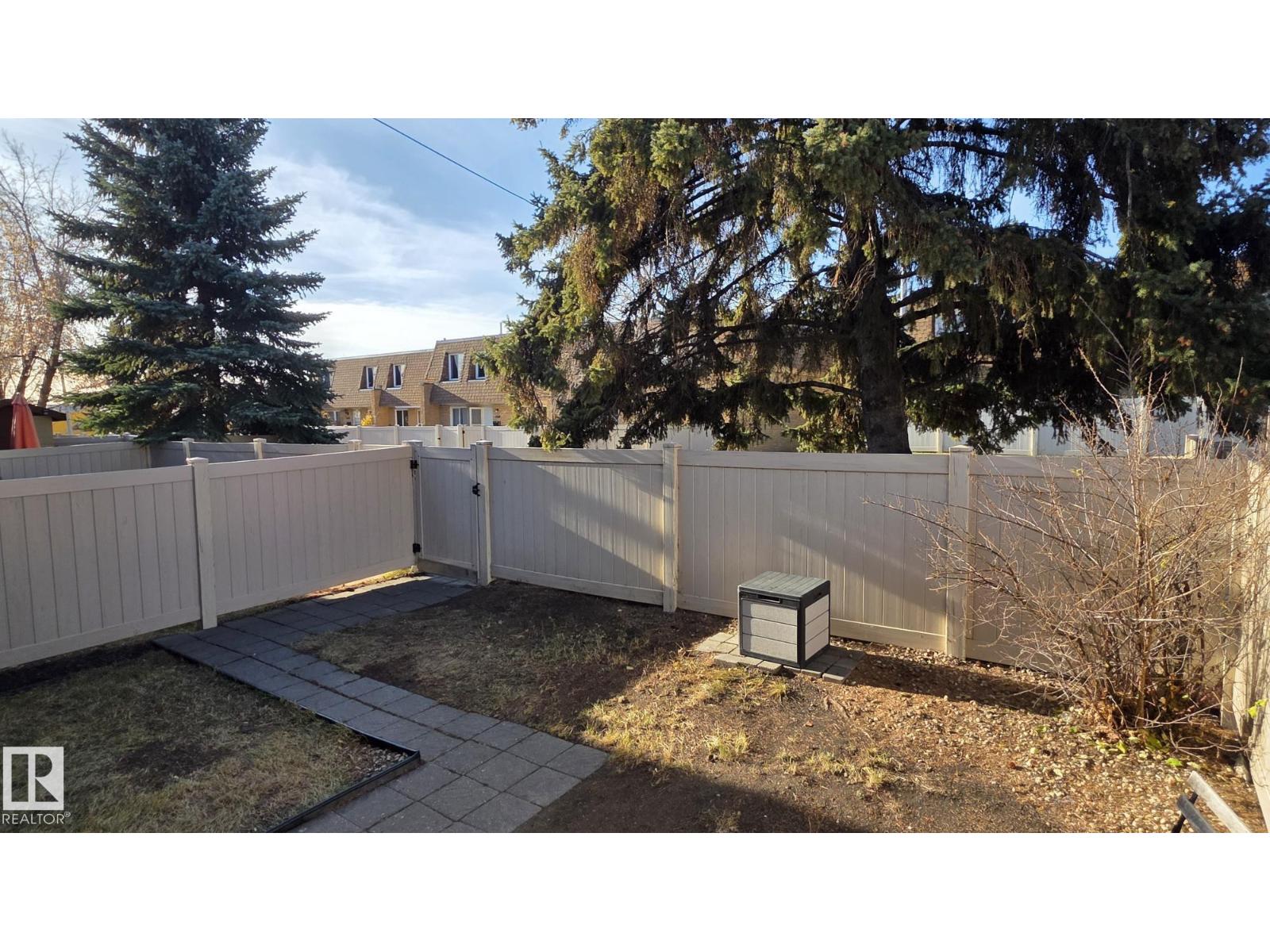 117 Londonderry Sq Nw, Edmonton, Alberta  T5C 3C4 - Photo 32 - E4466055