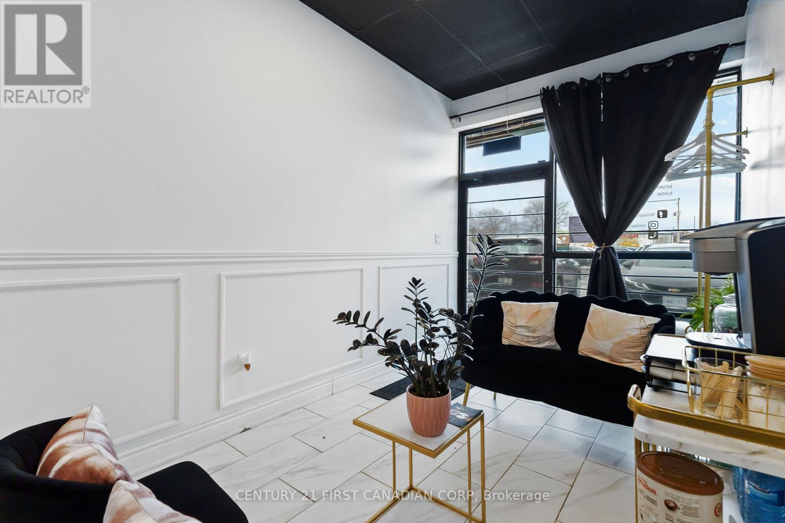 9-972 Hamilton Road, London East, Ontario  N5W 1V6 - Photo 6 - X12554232