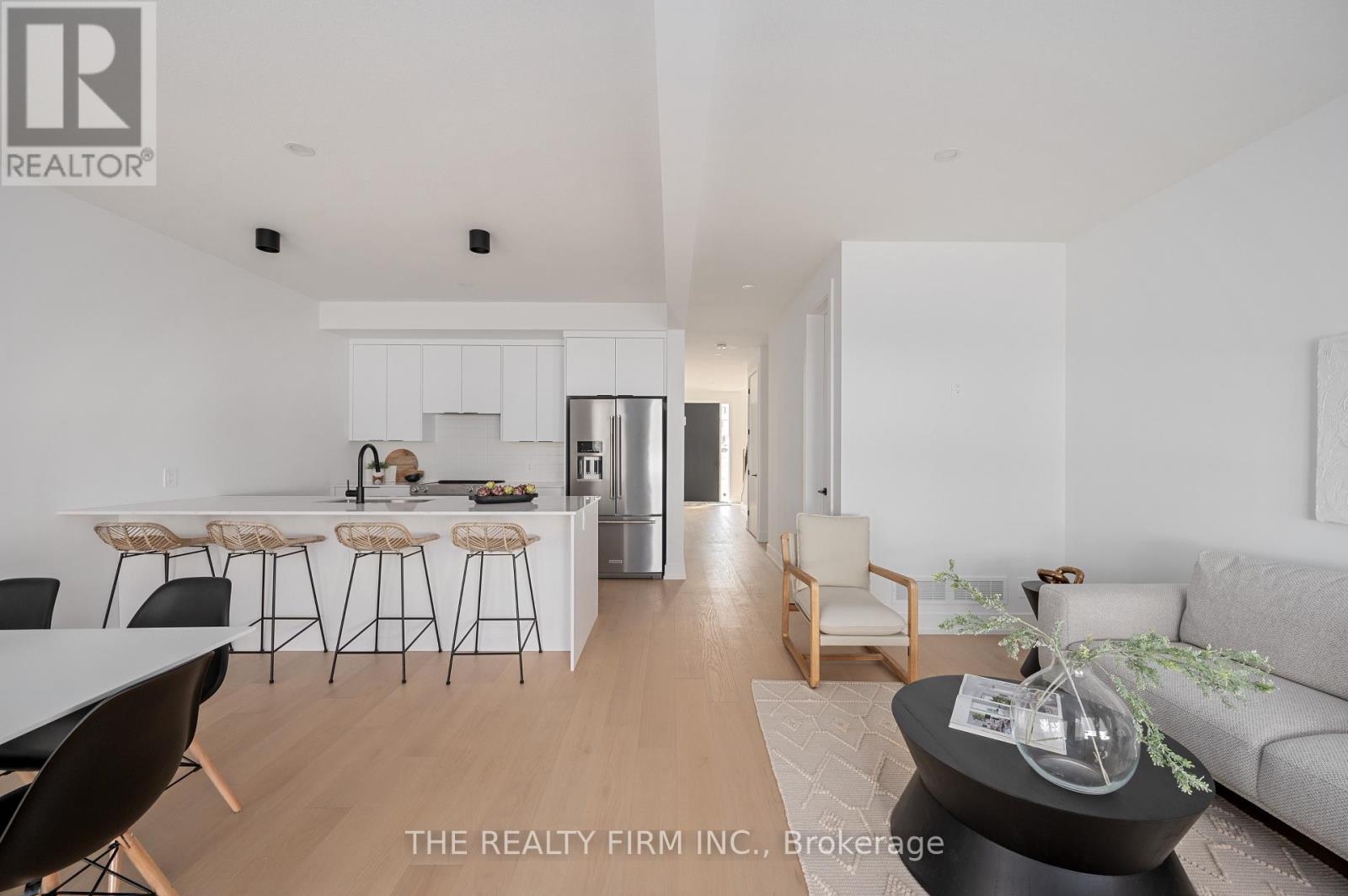 91 - 1965 Upperpoint Gate, London South, Ontario  N6K 0L2 - Photo 7 - X12554290