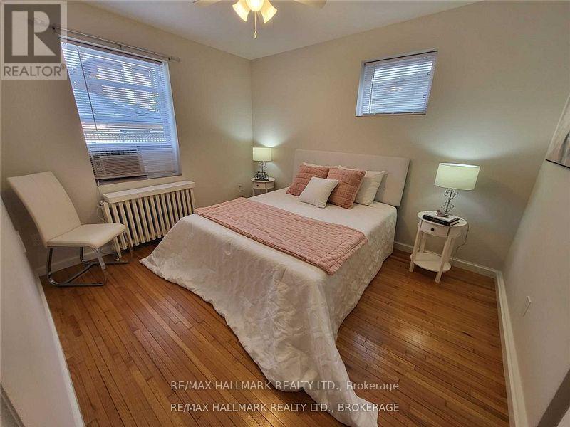 Main - 8 Bonfield Avenue, Toronto, Ontario  M4E 1C1 - Photo 6 - E12553958