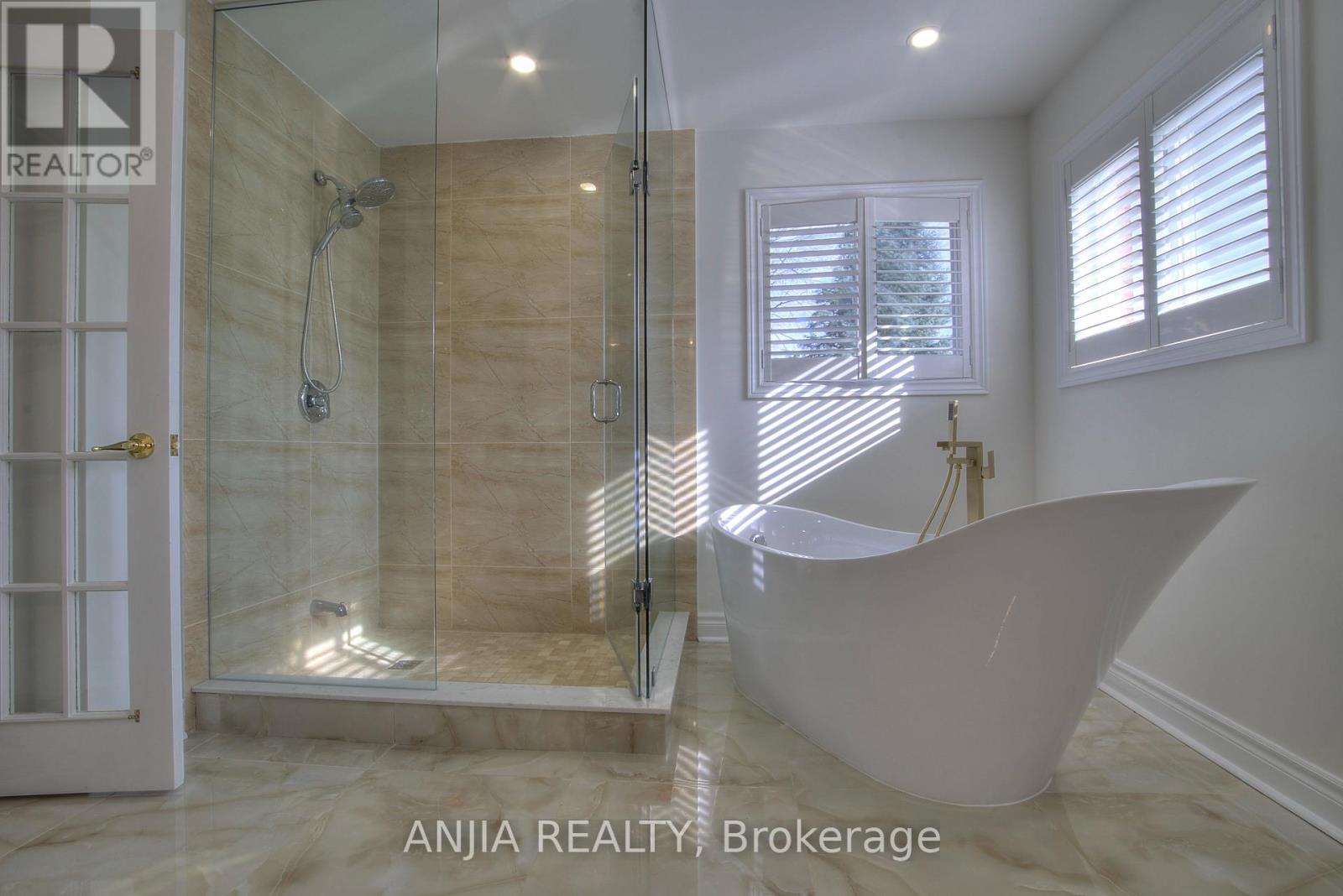 155 Sandcherry Court, Pickering, Ontario  L1V 6S8 - Photo 14 - E12553996