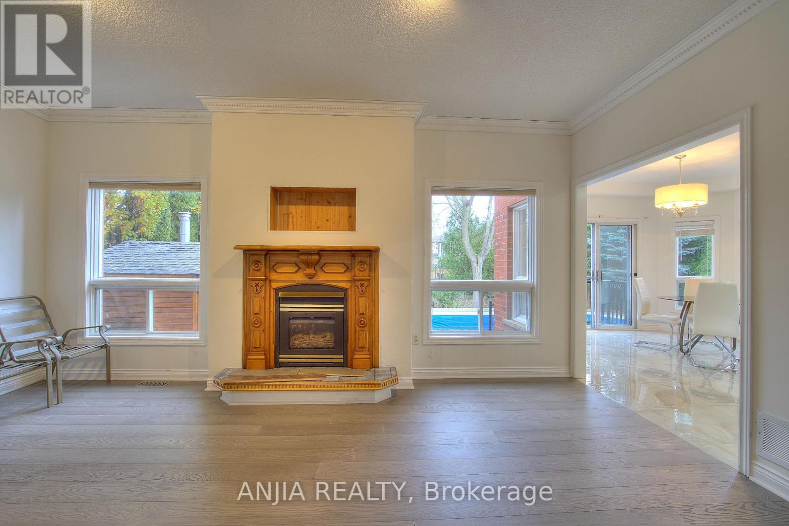 155 Sandcherry Court, Pickering, Ontario  L1V 6S8 - Photo 7 - E12553996