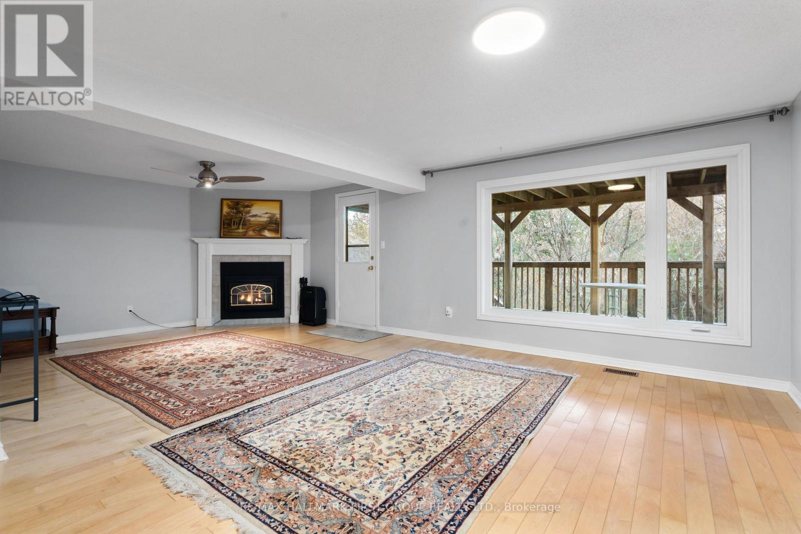 MAIN - 83 GARDEN STREET, Whitby, Ontario