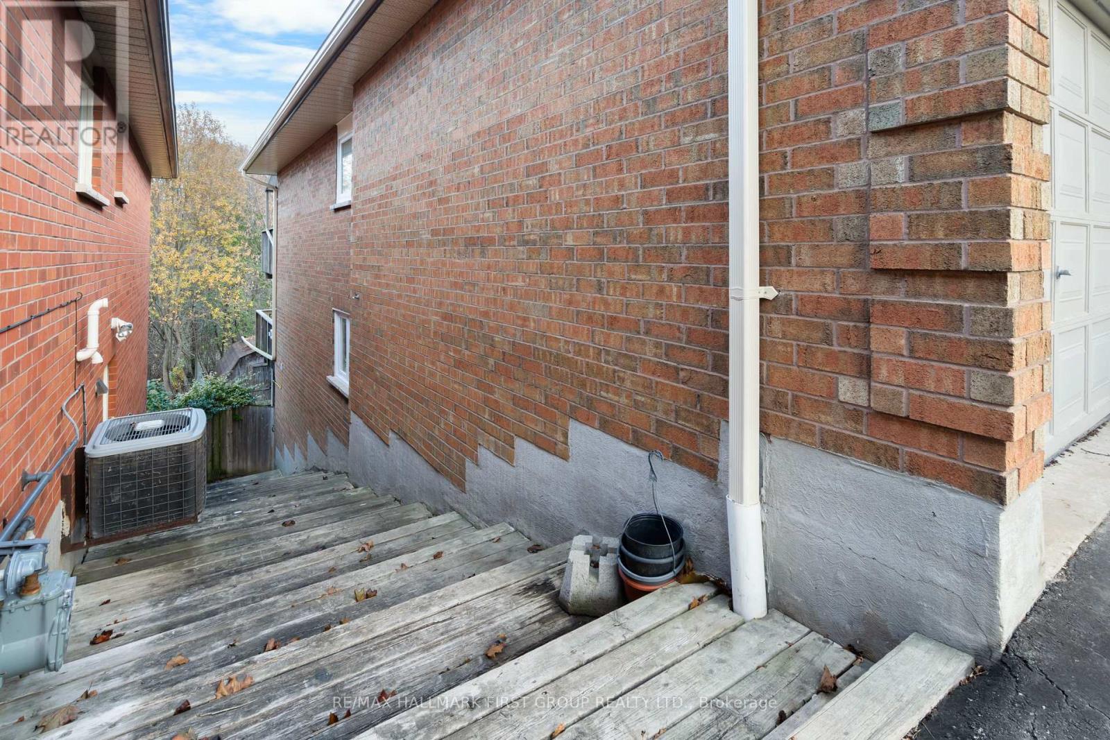 Basement - 83 Garden Street, Whitby, Ontario  L1N 9E7 - Photo 8 - E12554112