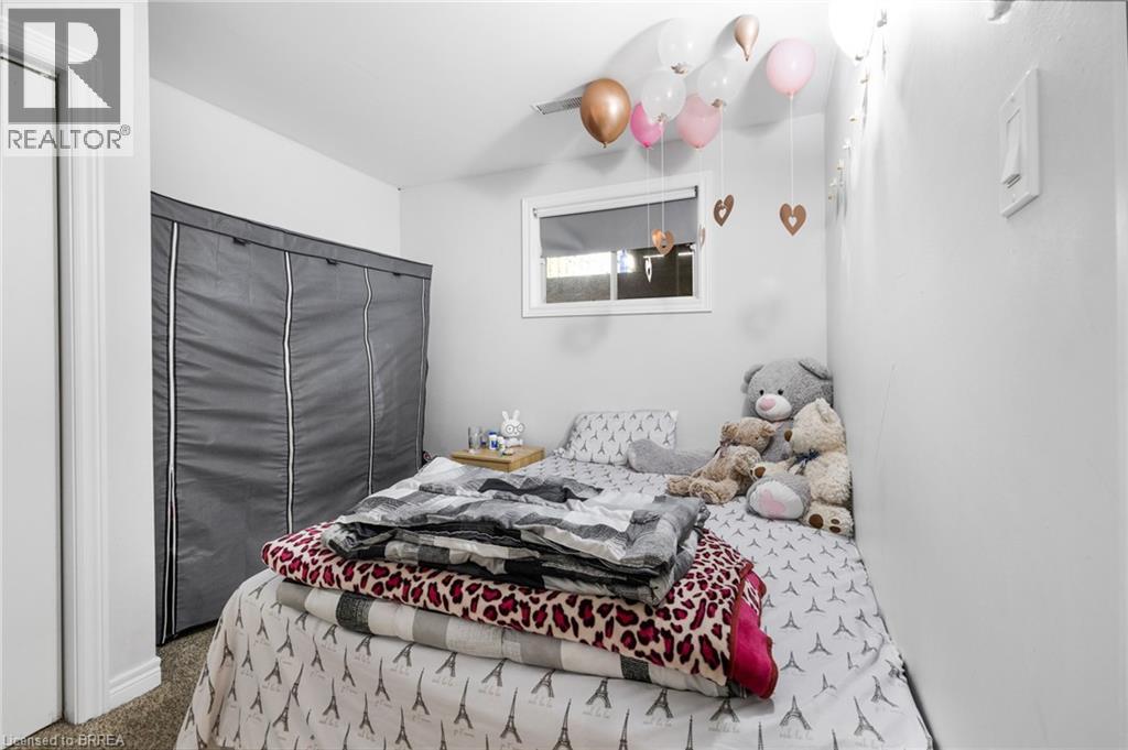 18 Sandlewood Avenue, Brantford, Ontario  N3V 1C6 - Photo 15 - 40788950