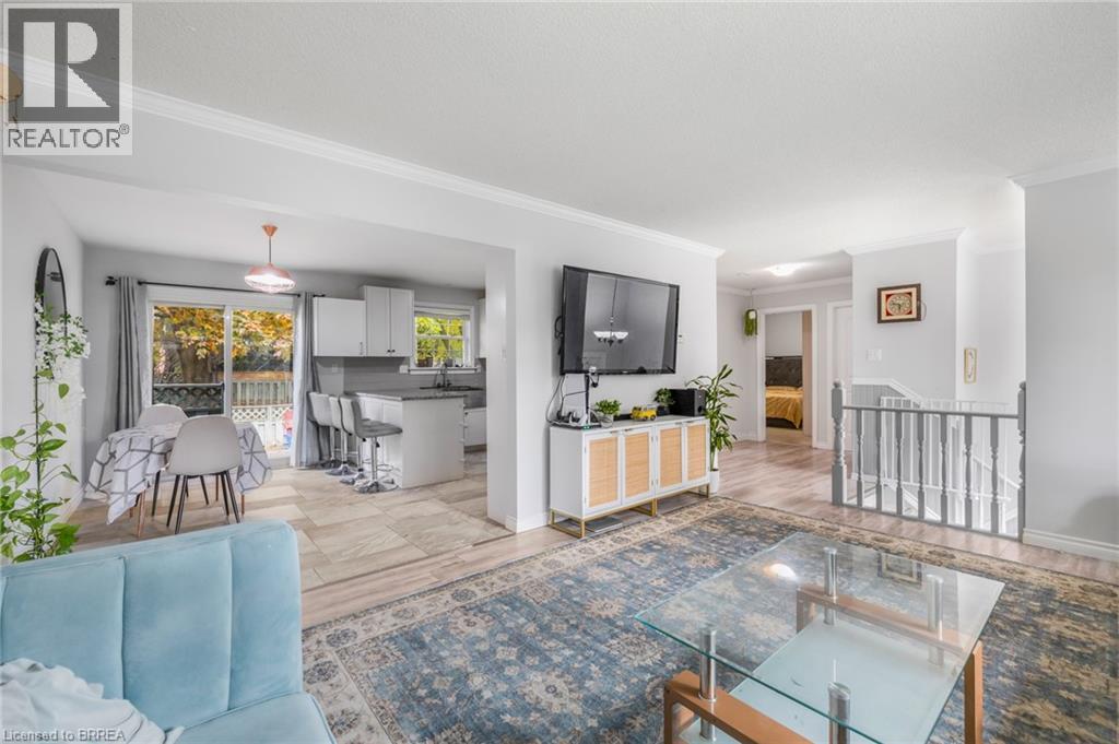 18 Sandlewood Avenue, Brantford, Ontario  N3V 1C6 - Photo 5 - 40788950